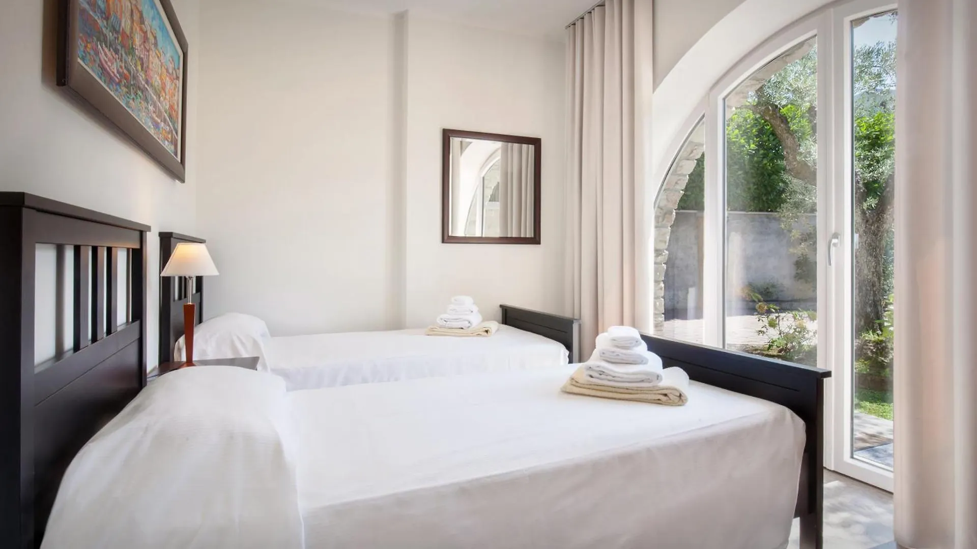 Villa Lisi With Pool Bardolino
